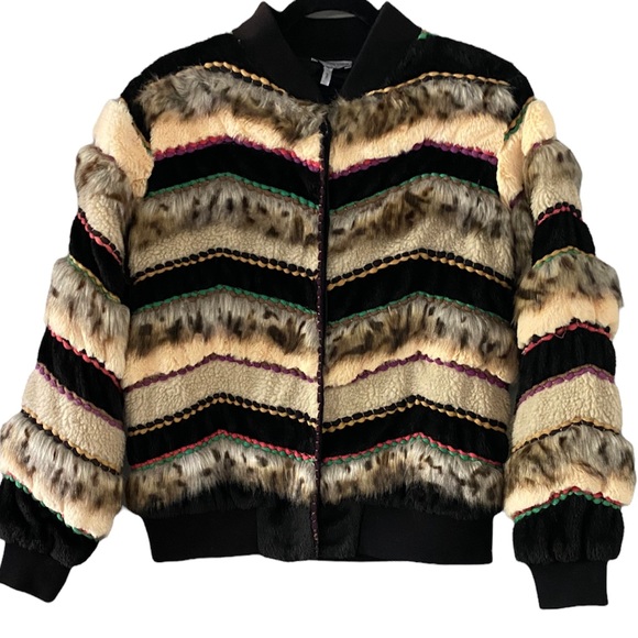 Conditions Apply Textured Trieste Faux Fur & Sherpa Button Up Bomber Jacket- S - Picture 8 of 12